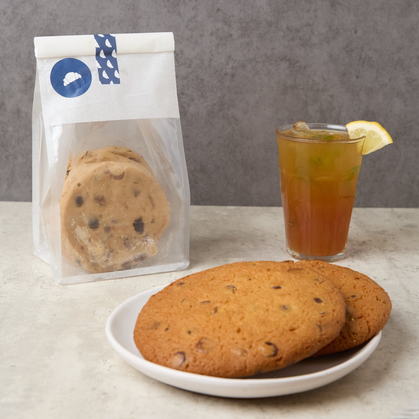 CHOCOLATE CHIP COOKIE FROZEN DOUGH x 4