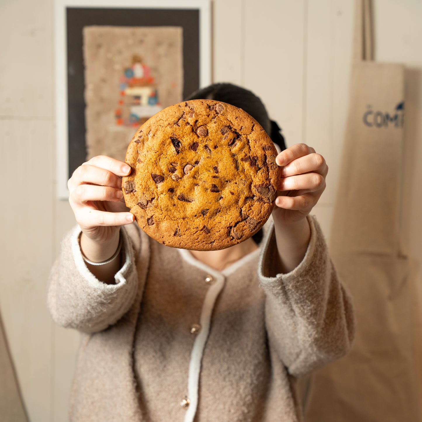 GIANT VEGAN OAT AND DARK CHOCOLATE COOKIE BUNDLE
