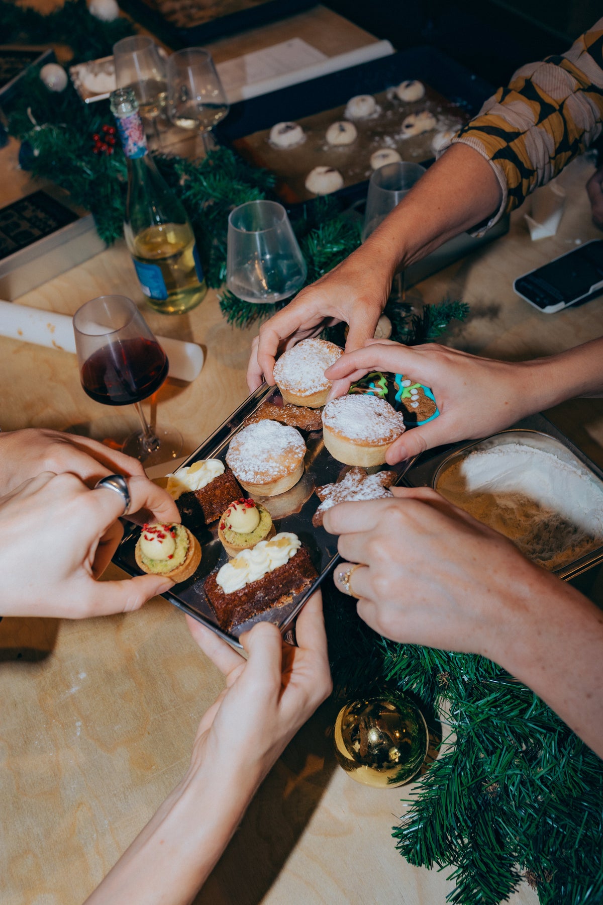 Your Guide to Booking Christmas Corporate Events in London
