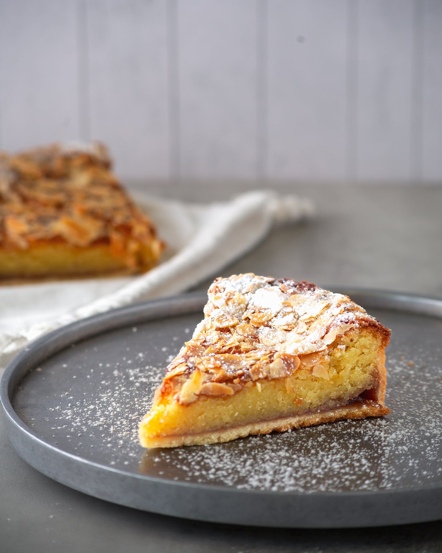 WHOLE BAKEWELL TART