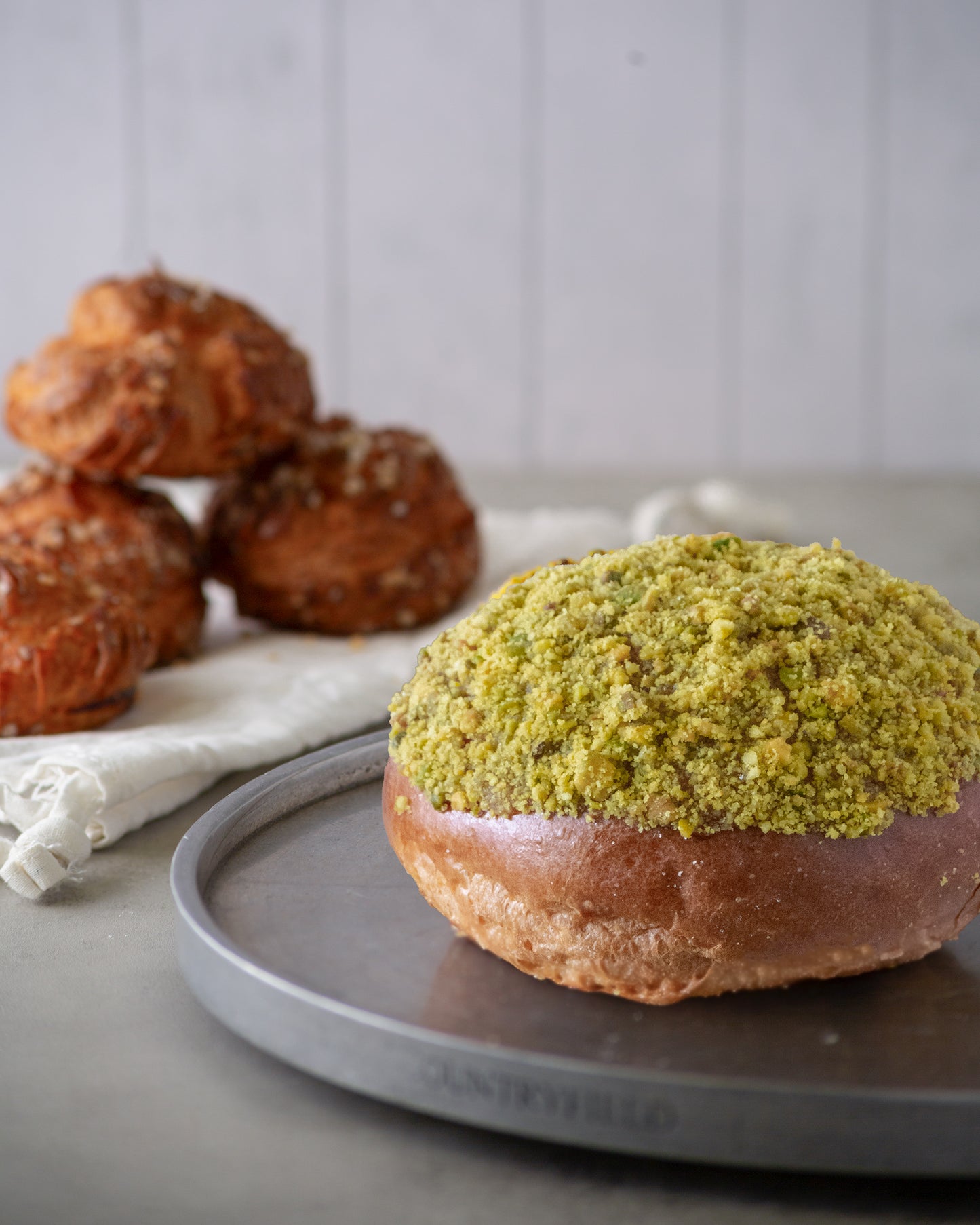 PISTACHIO BRIONUT