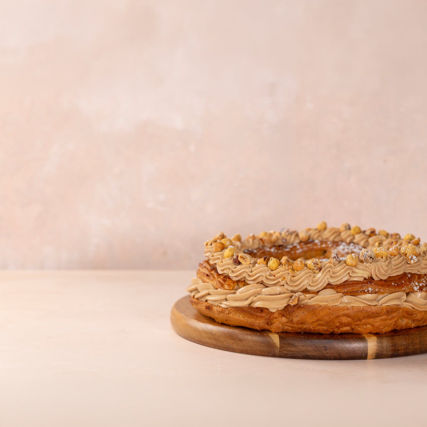 Praline Paris Brest Celebration Crown